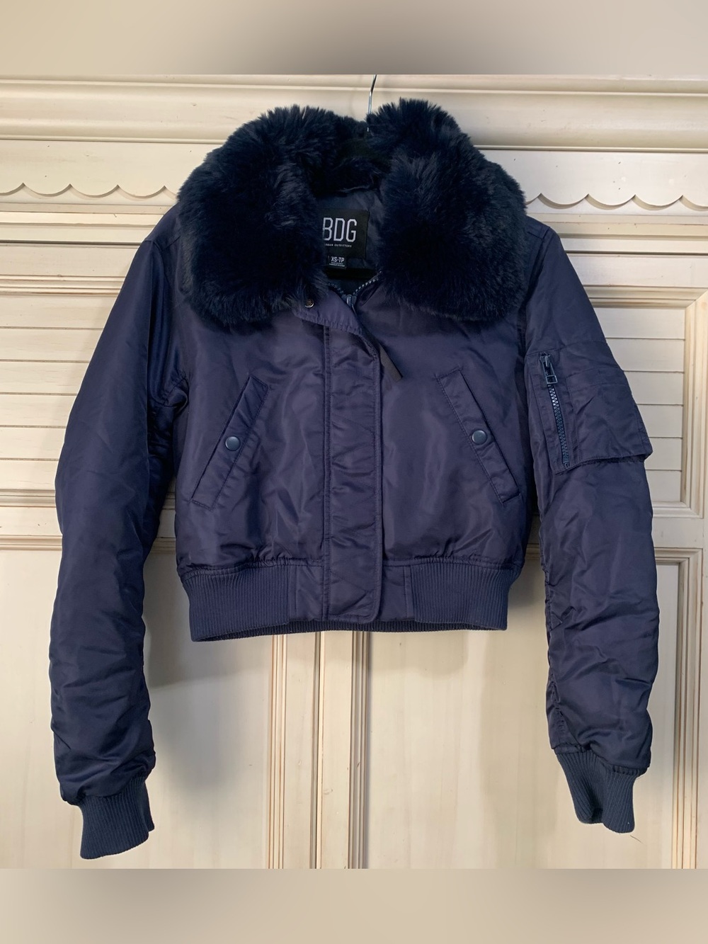 BDG Blue Cropped Puffer Coat With Faux Fur Trim Urban Outfitters Jacket XS
